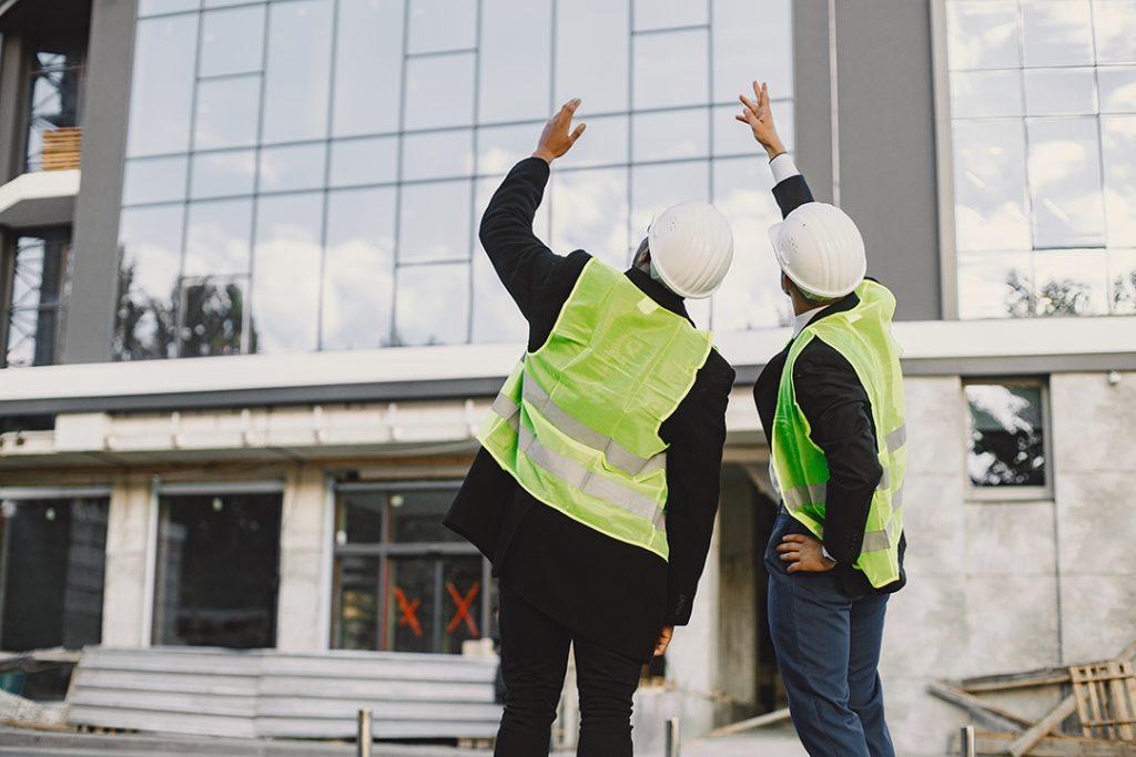 Perbedaan kontraktor untuk Proyek Komersial dan Residensial ?