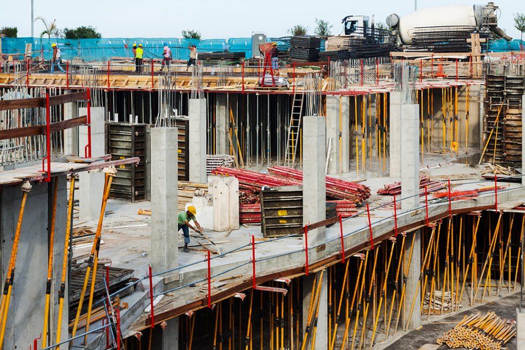 Membangun Pabrik Modern di Jawa Tengah Bersama Kontraktor Profesional PT. AOB